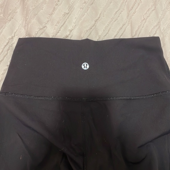 Lulu Lemon Cropped Leggings - Picture 3 of 3